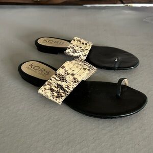 KORS Michael Kors Python Snake Embossed Toe Ring Slide Sandals